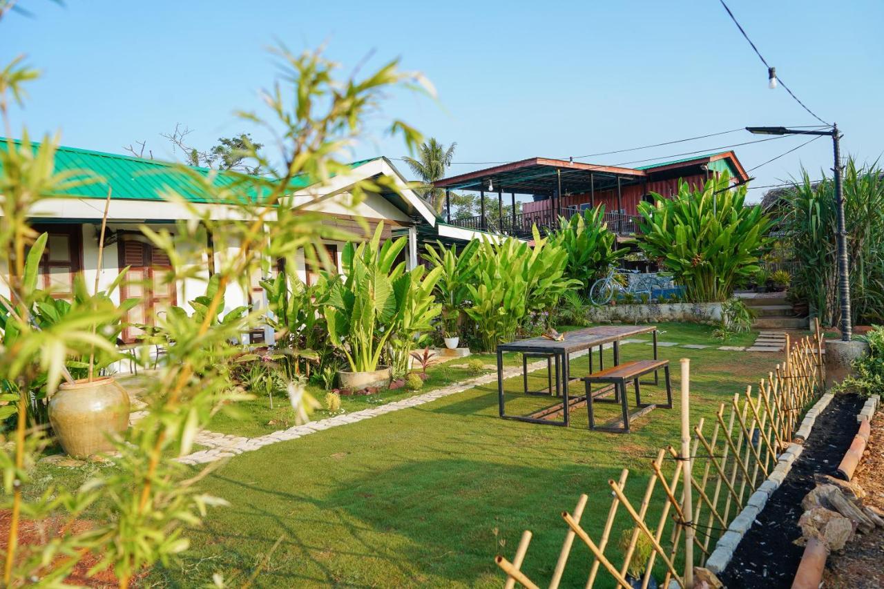 Dangau Sala D'Kontena Alor Setar Bagian luar foto