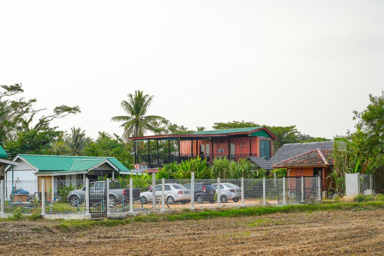Dangau Sala D'Kontena Alor Setar Bagian luar foto